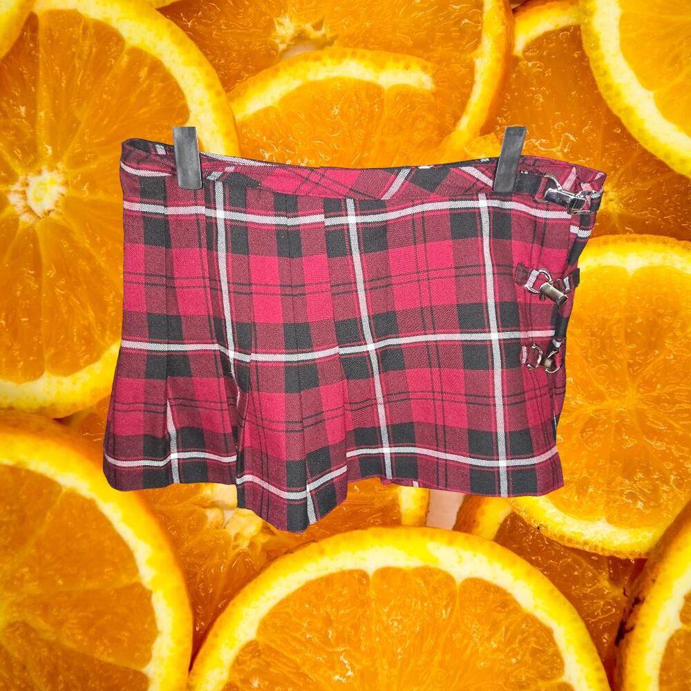 Vintage Street Code Red Black and White Plaid Skirt‎ Size Small